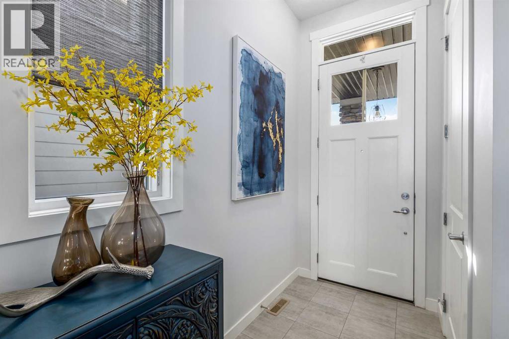 House for Sale in 10 Cranbrook Hill SE|Calgary, Alberta T3M2K8 3