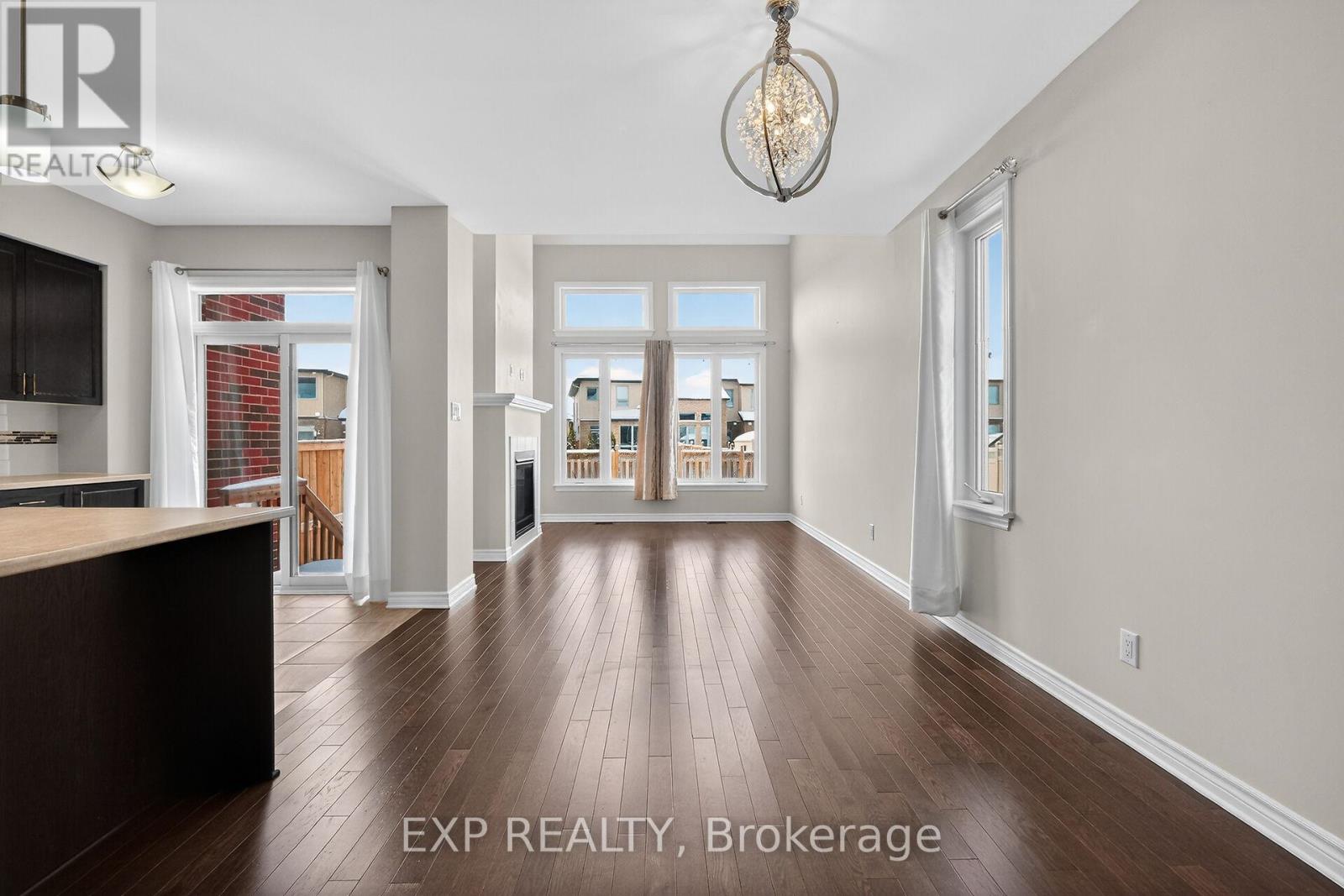 For rent: 529 ROWERS WAY, Ottawa, Ontario K1X0C6 - X12774224 | REALTOR.ca