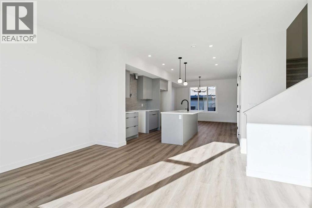 Row / Townhouse for Sale in 302 Belvedere Avenue SE|Calgary, Alberta T2A8A1 4