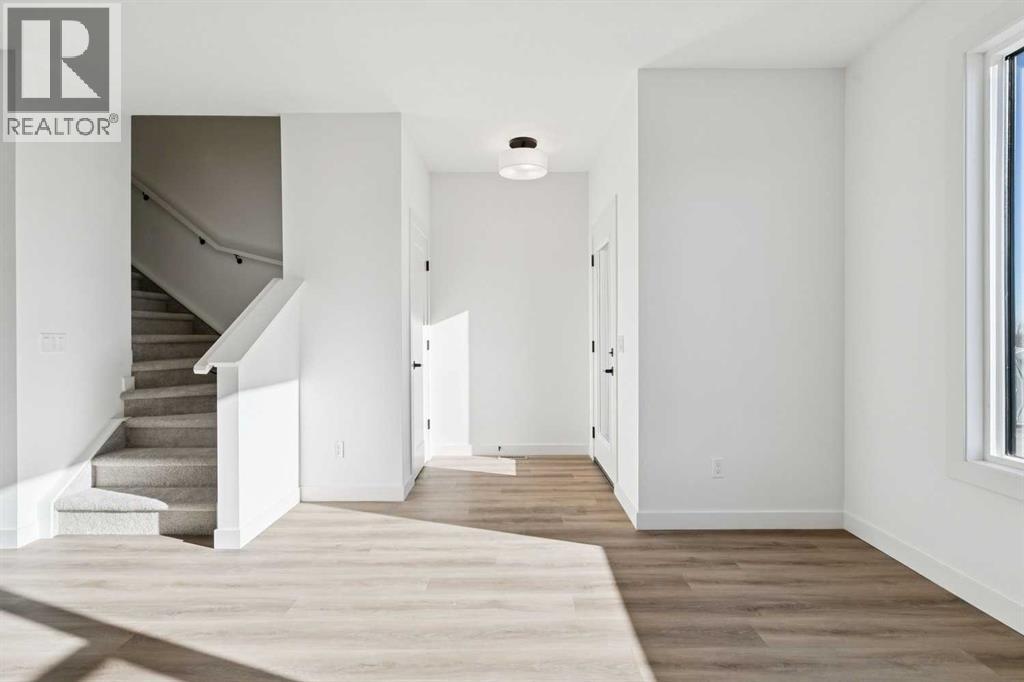 Row / Townhouse for Sale in 302 Belvedere Avenue SE|Calgary, Alberta T2A8A1 2