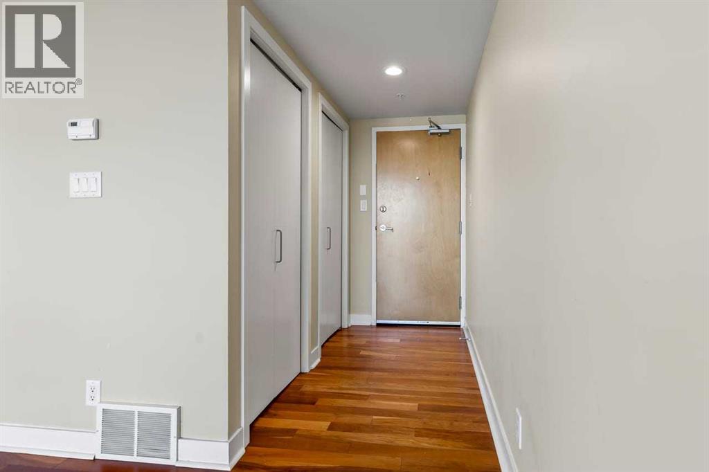 Apartment for Sale in 1206, 1110 11 Street SW|Calgary, Alberta T2R1S5 3