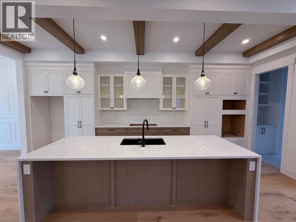 Duplex for Sale in 3511 42 Street SW|Calgary, Alberta T3E3M7 2