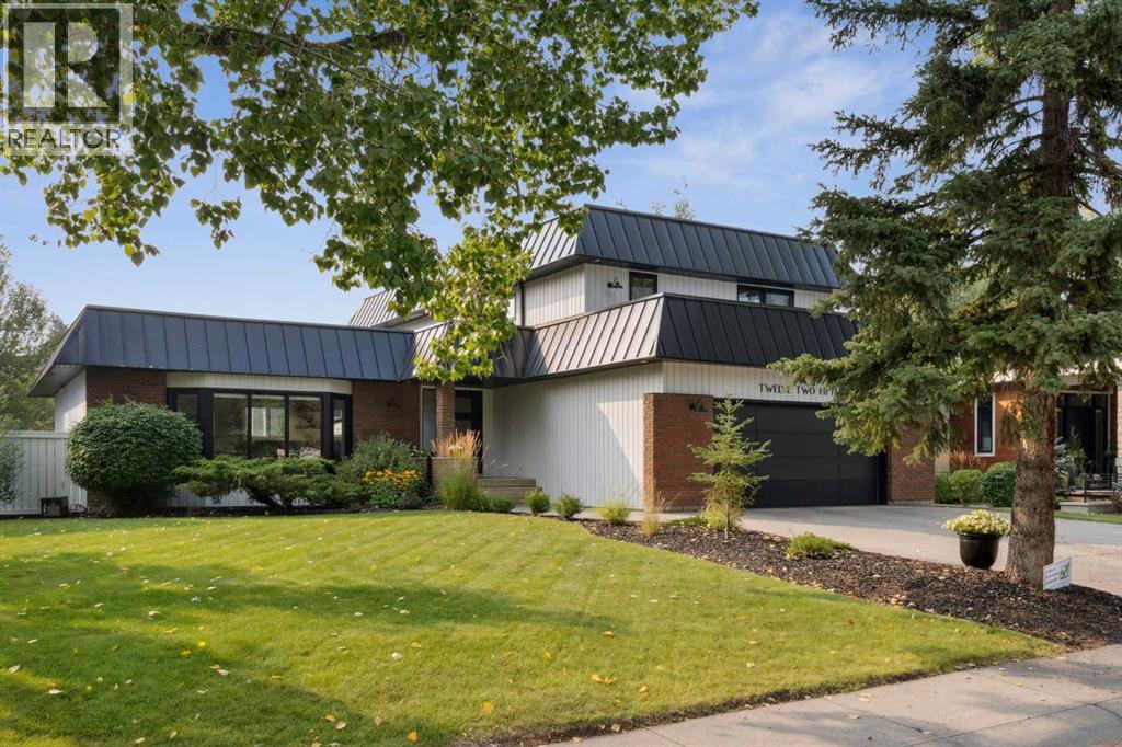 House for Sale in 12215 Lake Erie Way SE|Calgary, Alberta T2J2L9 3