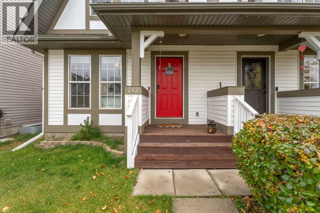 Duplex for Sale in 242 Elgin Place SE|Calgary, Alberta T2Z4V8 3