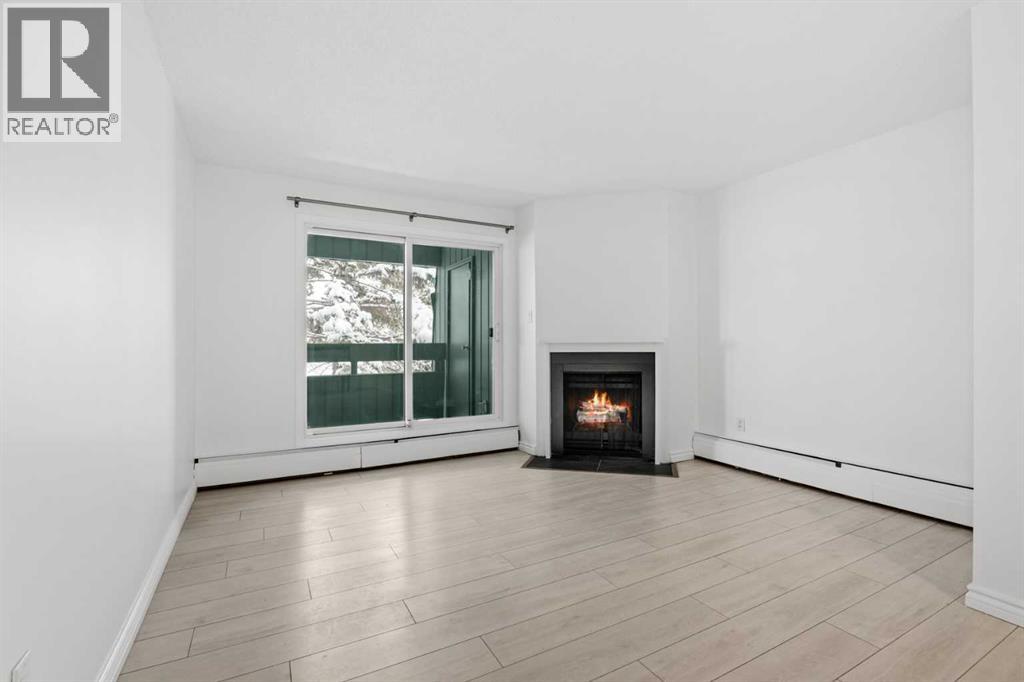 Apartment for Sale in 6308, 315 Southampton Drive SW|Calgary, Alberta T2W2T6 4