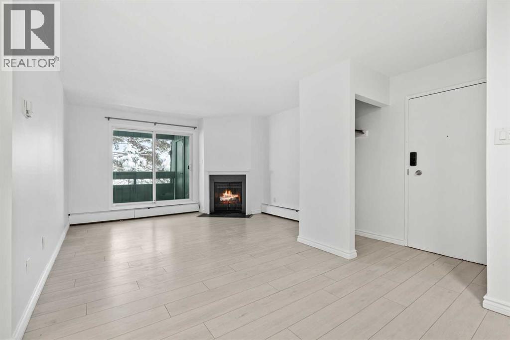 Apartment for Sale in 6308, 315 Southampton Drive SW|Calgary, Alberta T2W2T6 3