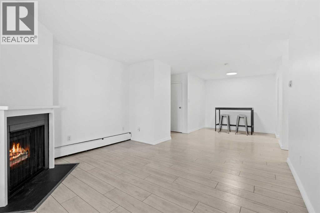 Apartment for Sale in 6308, 315 Southampton Drive SW|Calgary, Alberta T2W2T6 5