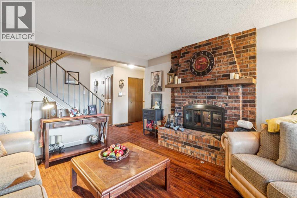 Duplex for Sale in 119 Whiteridge Place NE|Calgary, Alberta T1Y4K2 3