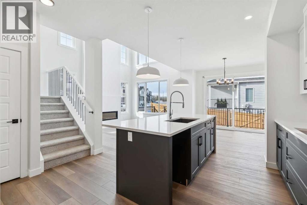 House for Sale in 79 Versant Rise SW|Calgary, Alberta T2Y0Z1 5