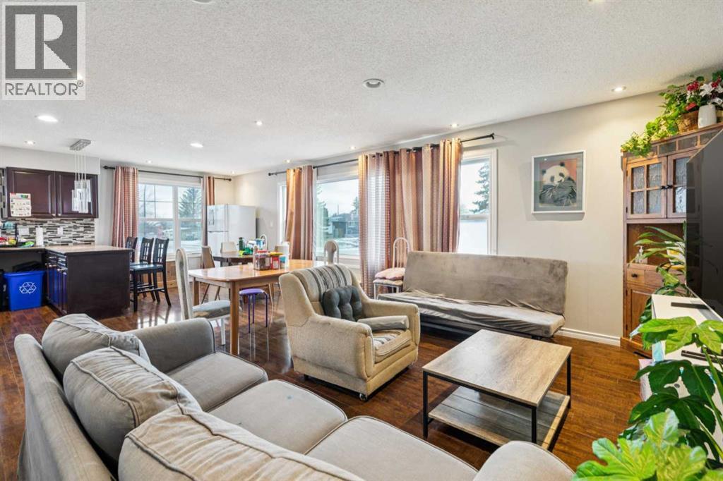 House for Sale in 929 38 Street SE|Calgary, Alberta T2A1A1 5