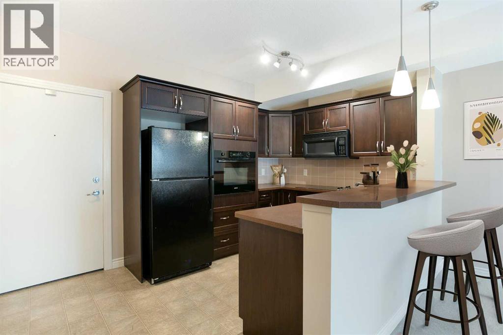 Apartment for Sale in 217, 60 Royal Oak Plaza NW|Calgary, Alberta T3G0A7 3