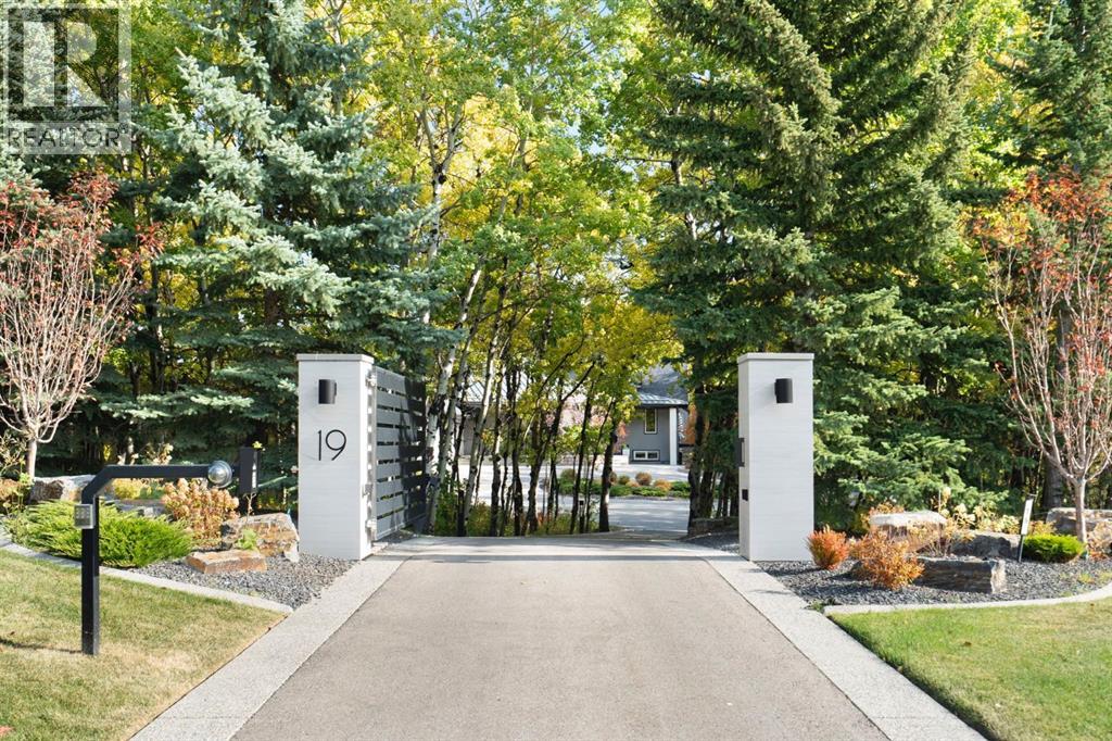 House for Sale in 19 Bearspaw Ridge Crescent|Rural Rocky View County, Alberta T3R1A3 5