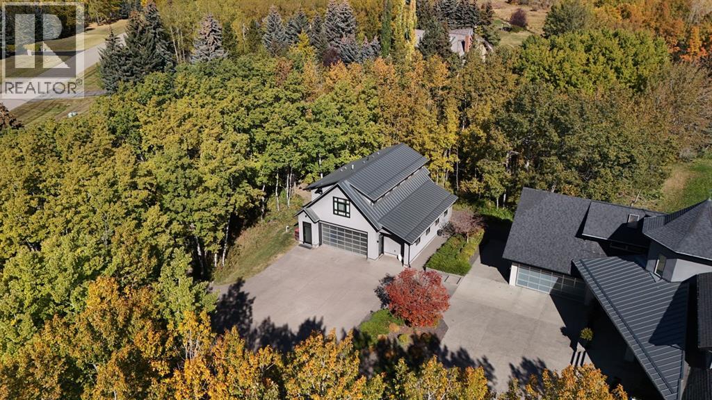 House for Sale in 19 Bearspaw Ridge Crescent|Rural Rocky View County, Alberta T3R1A3 2