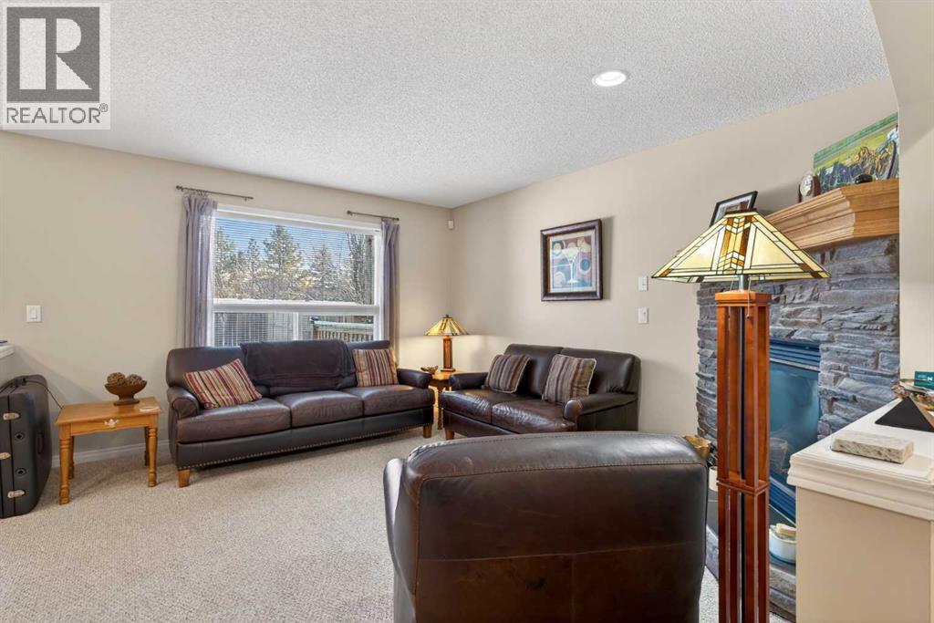 House for Sale in 627 Auburn Bay Heights SE|Calgary, Alberta T3M1K9 3