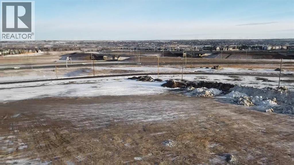 Property for Sale in 117R 101 Street SW|Calgary, Alberta T3B5T2 5