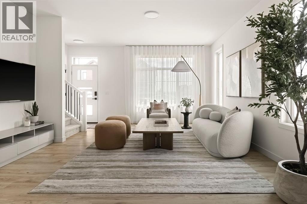 House for Sale in 784 Sora Boulevard SE|Calgary, Alberta T3S0m7 2