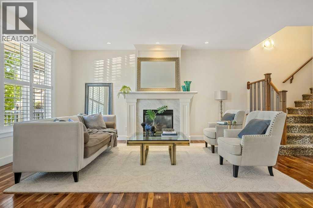 Row / Townhouse for Sale in 24 Ypres Mews SW|Calgary, Alberta T2T6L2 4