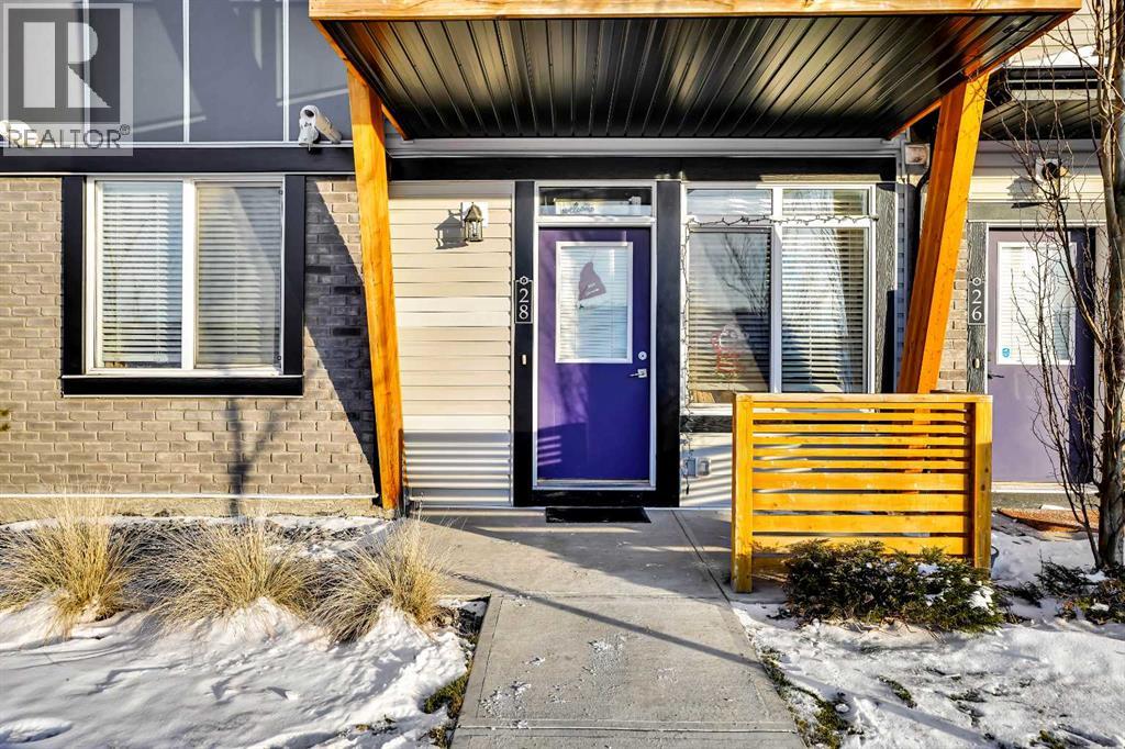 Row / Townhouse for Sale in 28 Savanna Passage NE|Calgary, Alberta T3J0Y2 3
