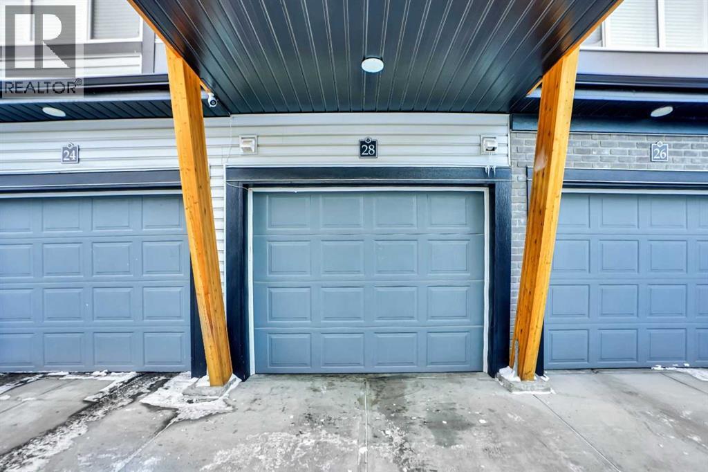 Row / Townhouse for Sale in 28 Savanna Passage NE|Calgary, Alberta T3J0Y2 4