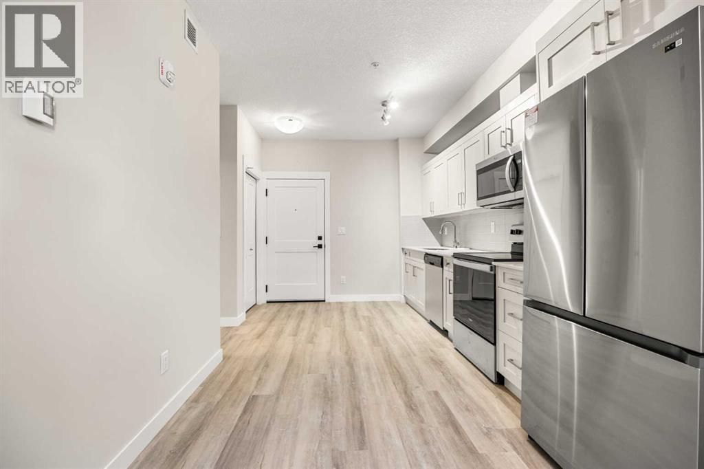 Apartment for Sale in 107, 20 Sage Hill Walk NW|Calgary, Alberta T3R1Z5 5