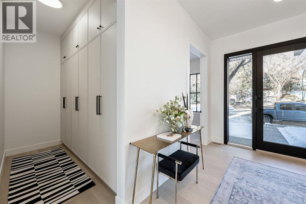 House for Sale in 2755 Cannon Road NW|Calgary, Alberta T2L1C5 3