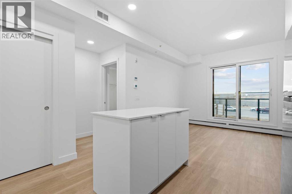 Apartment for Sale in 3211, 8500 19 Avenue SE|Calgary, Alberta T2A0M8 5