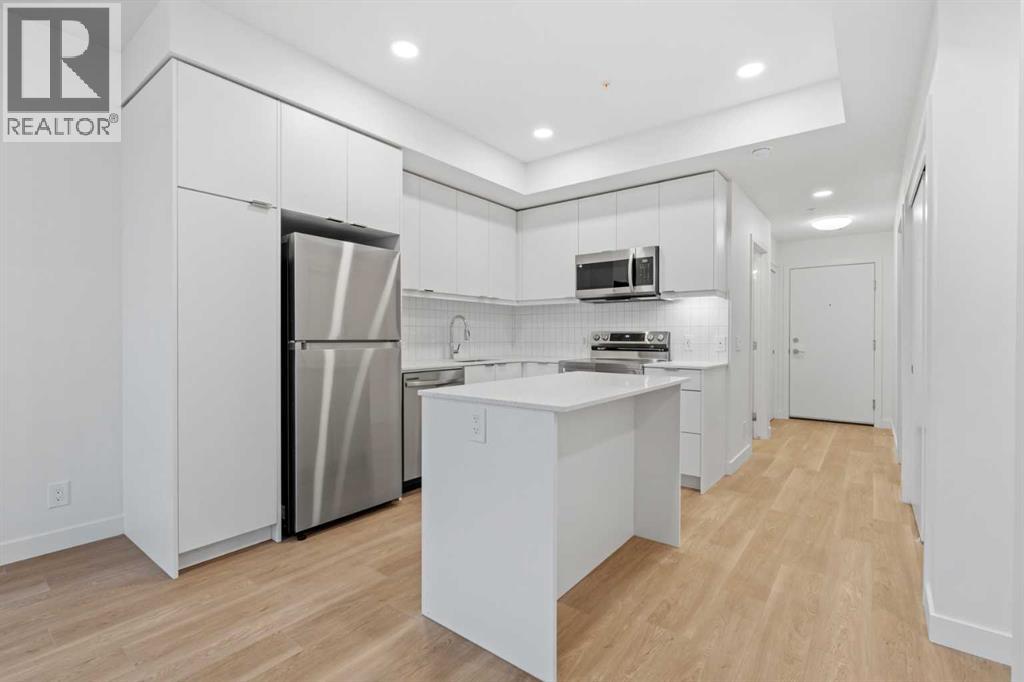 Apartment for Sale in 3211, 8500 19 Avenue SE|Calgary, Alberta T2A0M8 4