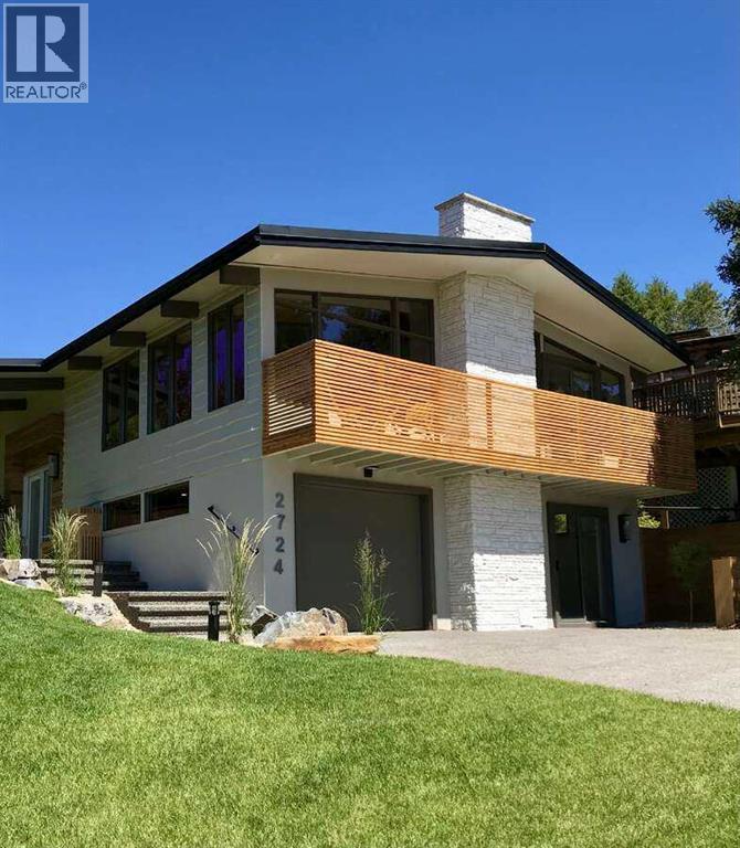 House for Sale in 2724 Crawford Road NW|Calgary, Alberta T2L1E1