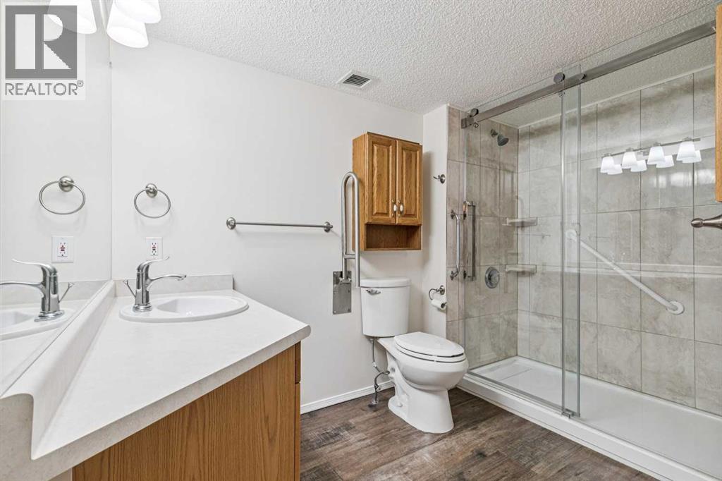 Apartment for Sale in 2309, 2309 Hawksbrow Point|Calgary, Alberta T3G4C9 5