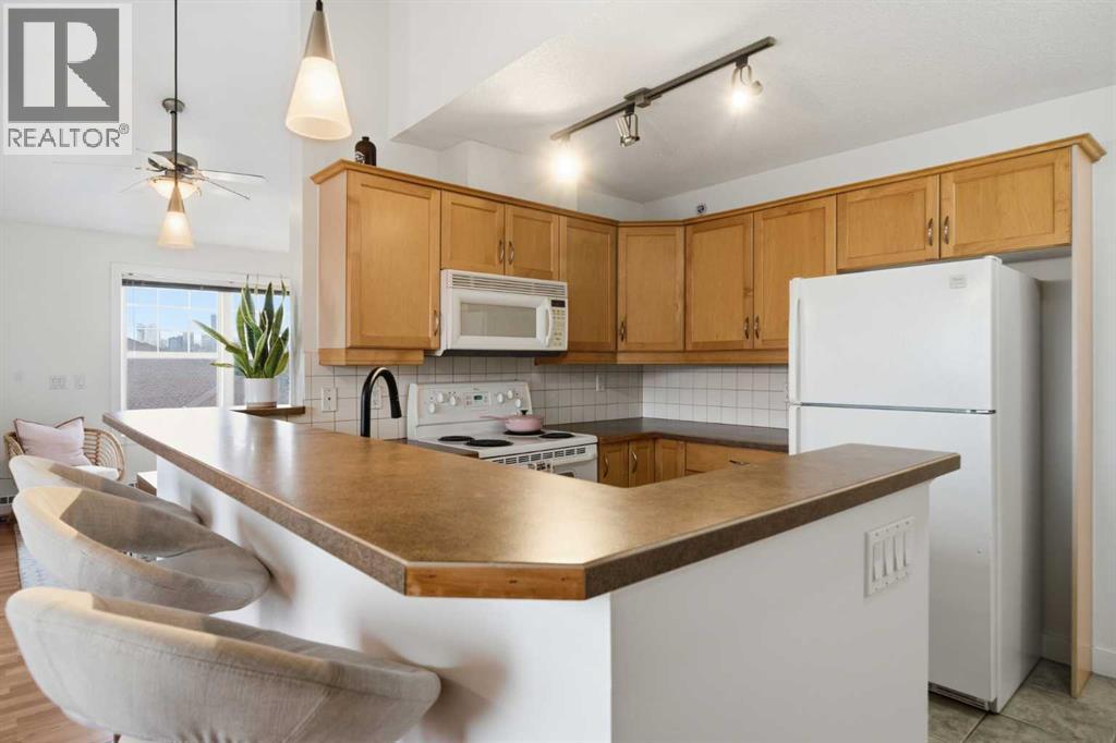 Apartment for Sale in 401, 1408 17 Street SE|Calgary, Alberta T2G5S8 3