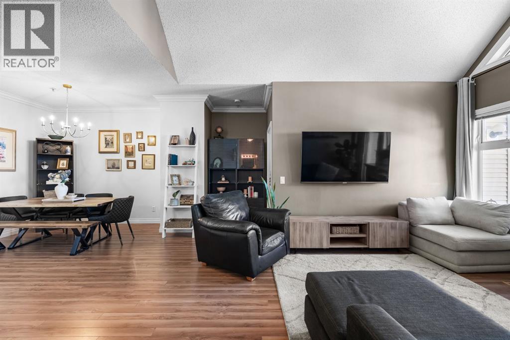 Apartment for Sale in 306, 11170 30 Street SW|Calgary, Alberta T2W6J2 5