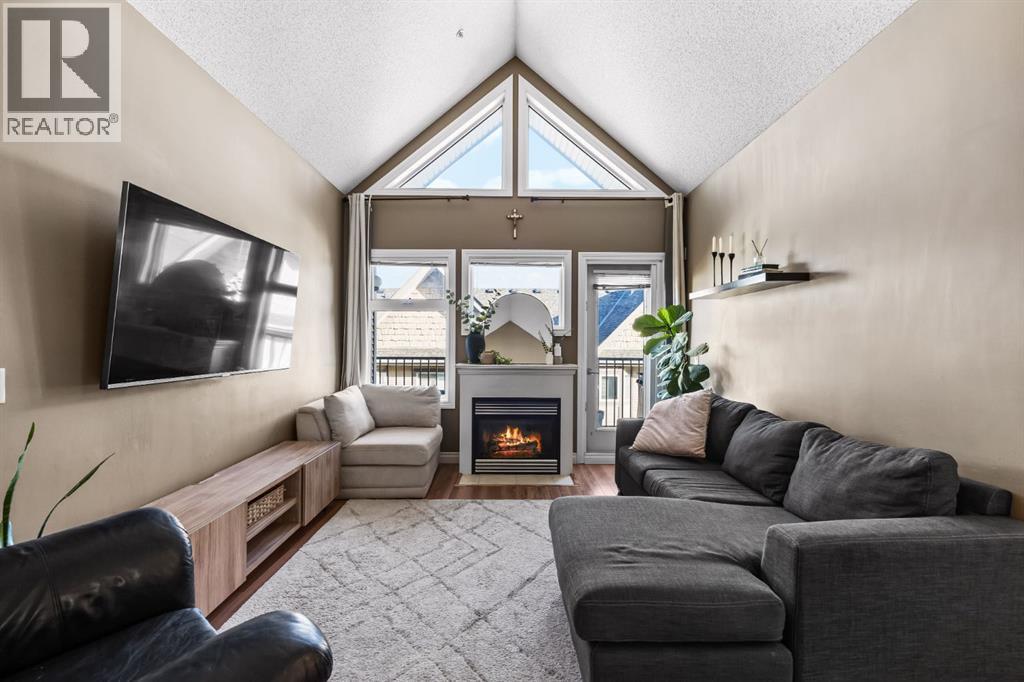 Apartment for Sale in 306, 11170 30 Street SW|Calgary, Alberta T2W6J2 2