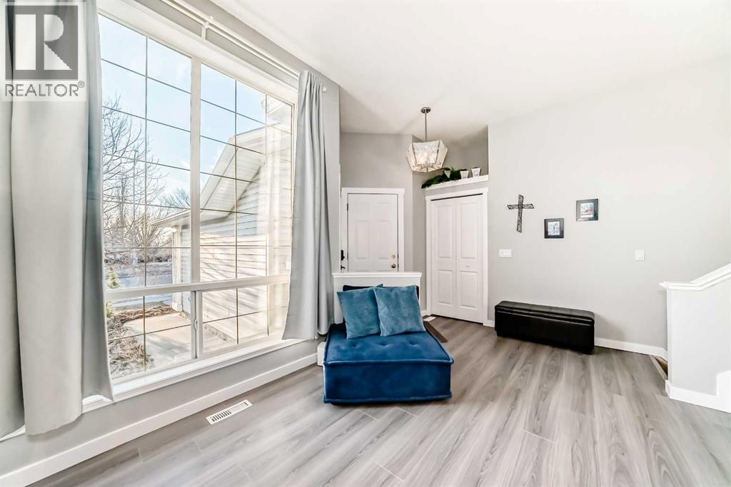 House for Sale in 76 Tuscany Way NW|Calgary, Alberta T3L2A4 3