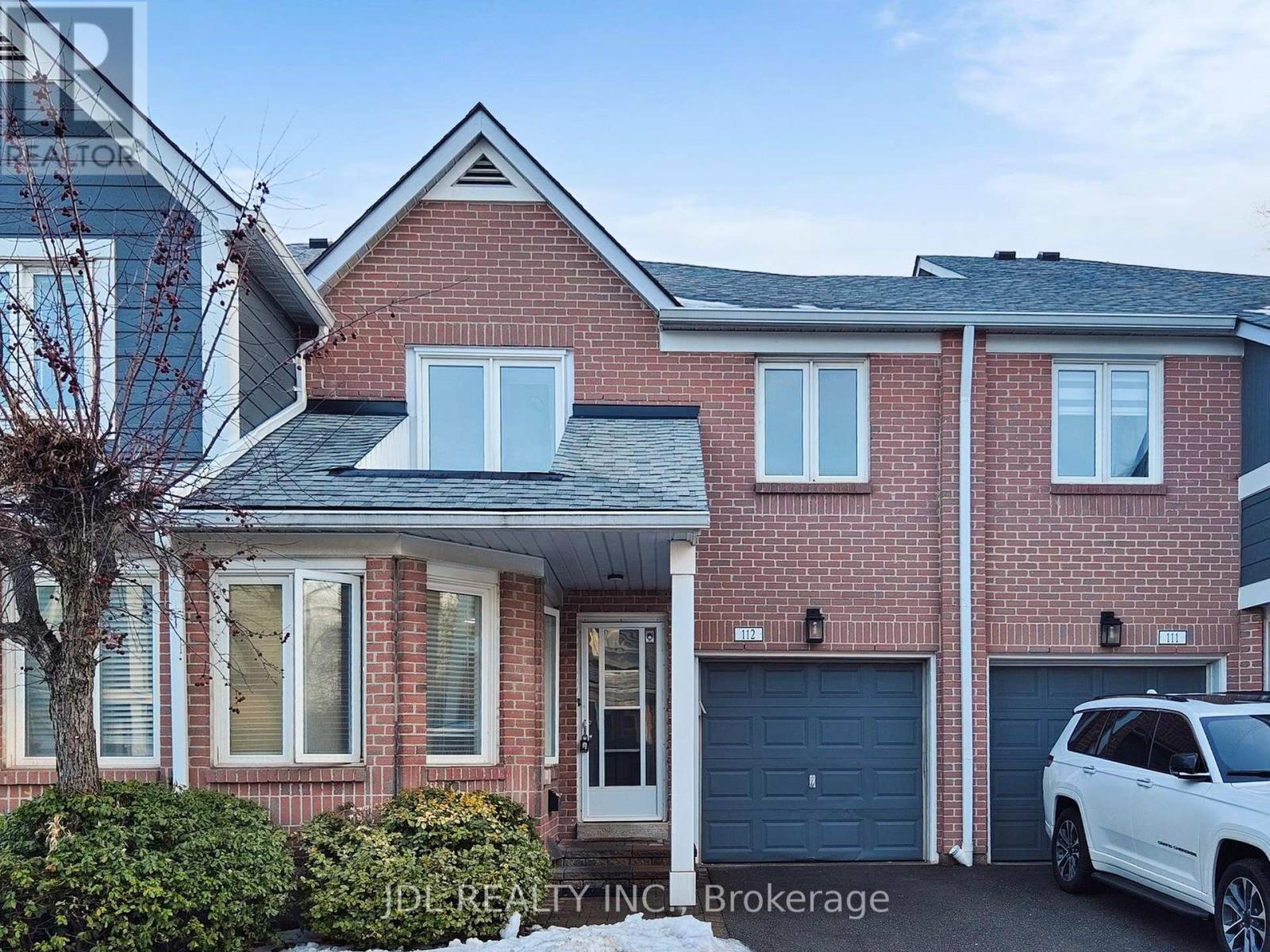 Row / Townhouse for Sale in 112 - 2205 SOUTH MILLWAY|Mississauga (Erin Mills), Ontario L5L3T2 2