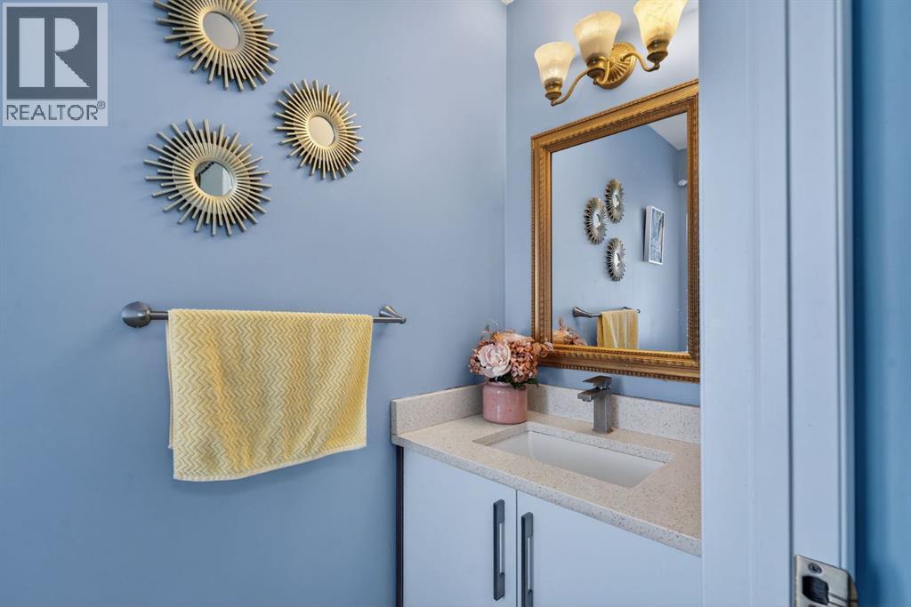 House for Sale in 232 San Fernando Place NE|Calgary, Alberta T1Y7J2 3