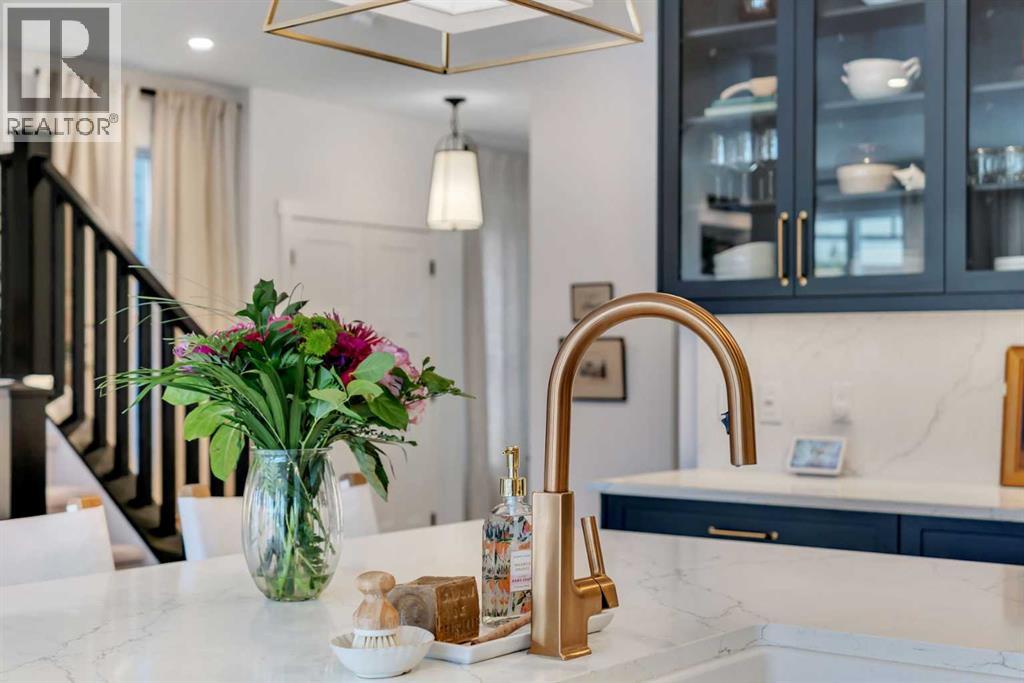 House for Sale in 1176 Cranbrook Gardens SE|Calgary, Alberta T3M3C3 5