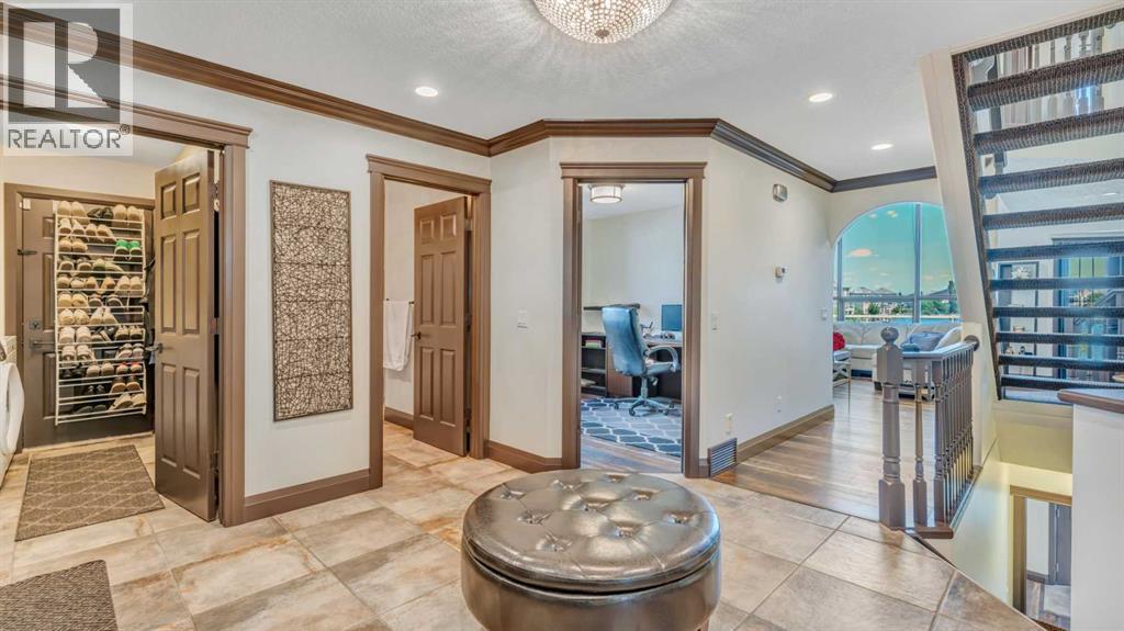 House for Sale in 155 Coral Shores Landing NE|Calgary, Alberta T3J3J7 3