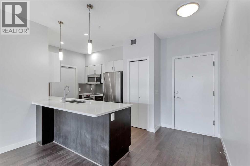 Apartment for Sale in 112, 10 Auburn Bay Link SE|Calgary, Alberta T3M1Y8 3