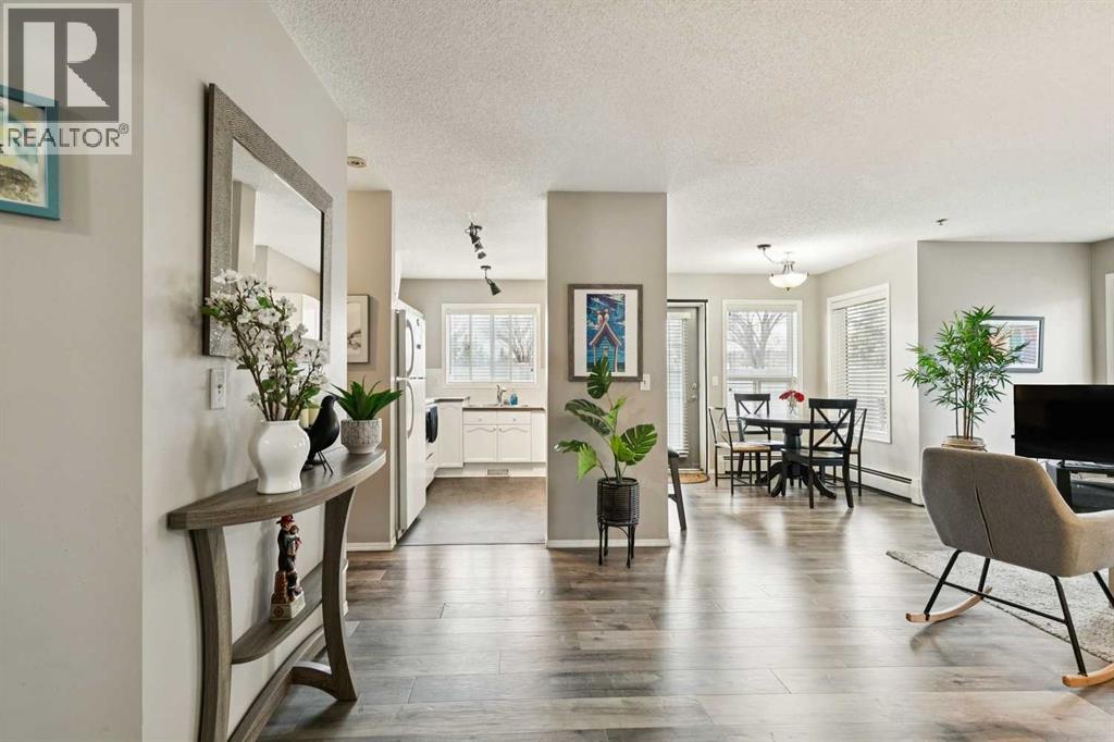 Apartment for Sale in 104, 7 Harvest Gold Manor NE|Calgary, Alberta T3K4Y3 2