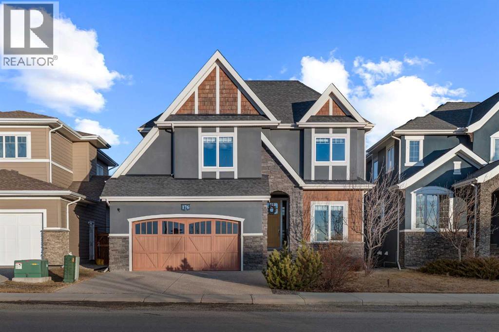 House for Sale in 176 Aspen Summit Drive SW|Calgary, Alberta T3H0E8