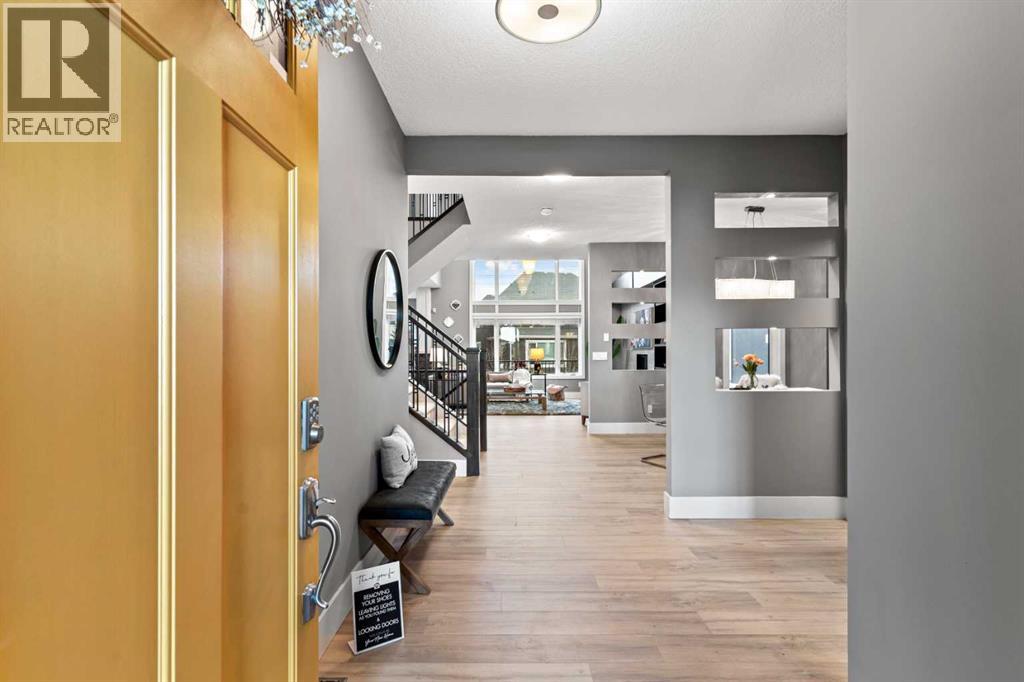 House for Sale in 176 Aspen Summit Drive SW|Calgary, Alberta T3H0E8 2