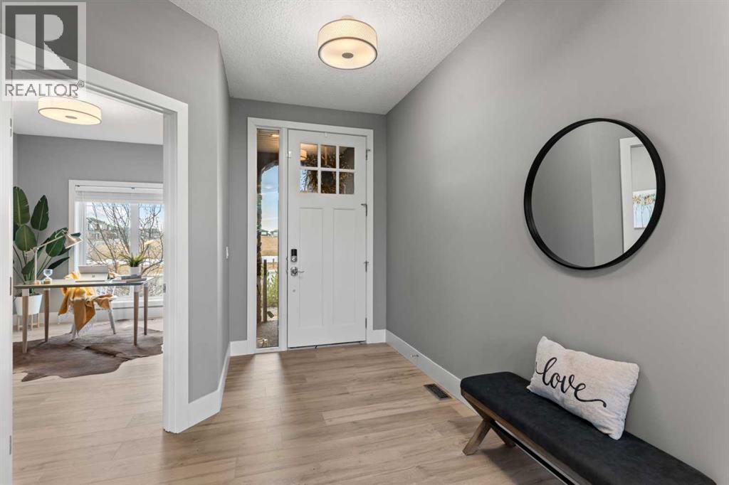 House for Sale in 176 Aspen Summit Drive SW|Calgary, Alberta T3H0E8 3