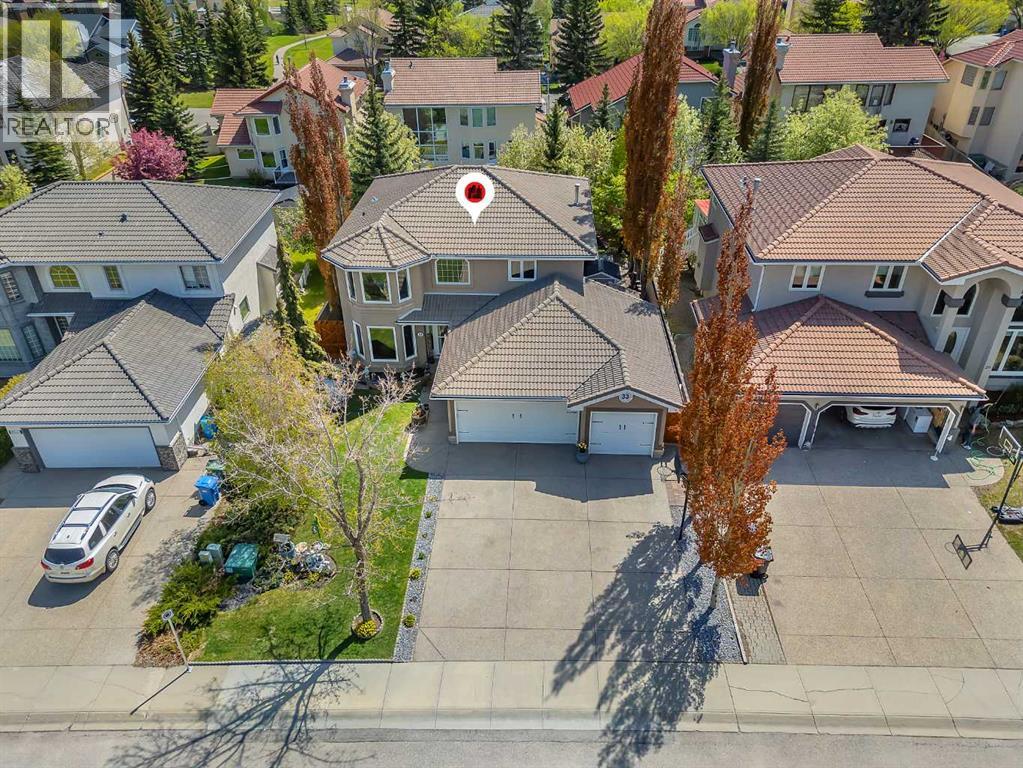 House for Sale in 33 Edgevalley Way NW|Calgary, Alberta T3A4X7 4