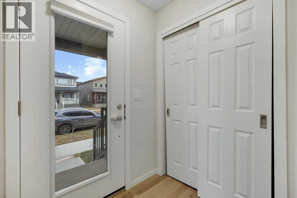 Row / Townhouse for Sale in 1465 148 Avenue NW|Calgary, Alberta T3P1V1 3