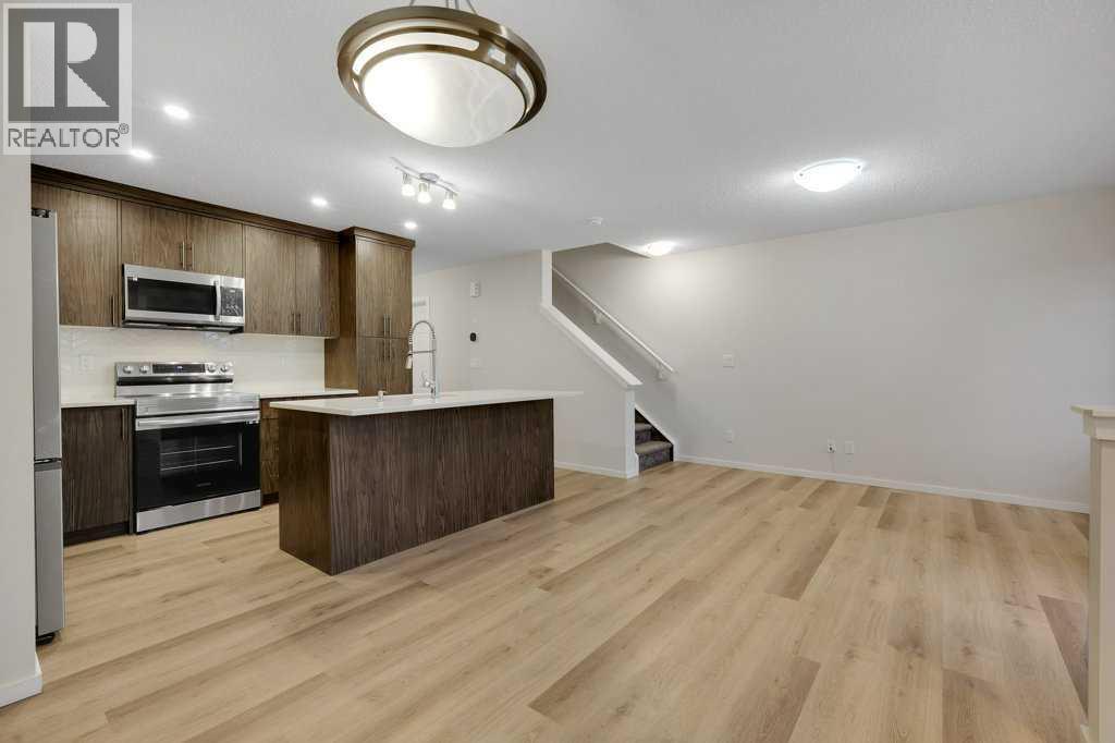 Row / Townhouse for Sale in 1465 148 Avenue NW|Calgary, Alberta T3P1V1 4