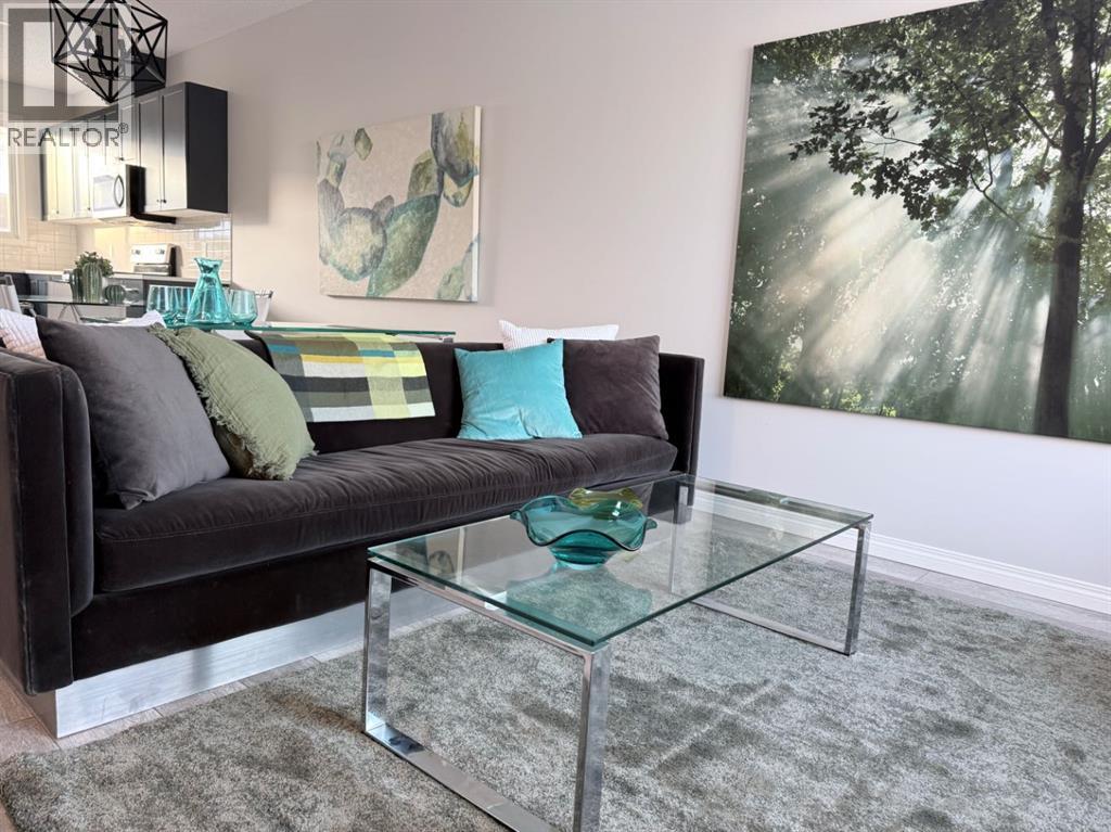 House for Sale in 362 Wolf Creek Manor SE|Calgary, Alberta T2X4V5 5