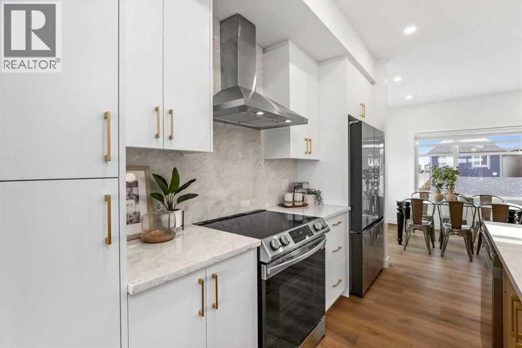 Row / Townhouse for Sale in 604, 200 Belvedere Boulevard SW|Calgary, Alberta T1X0L5 2