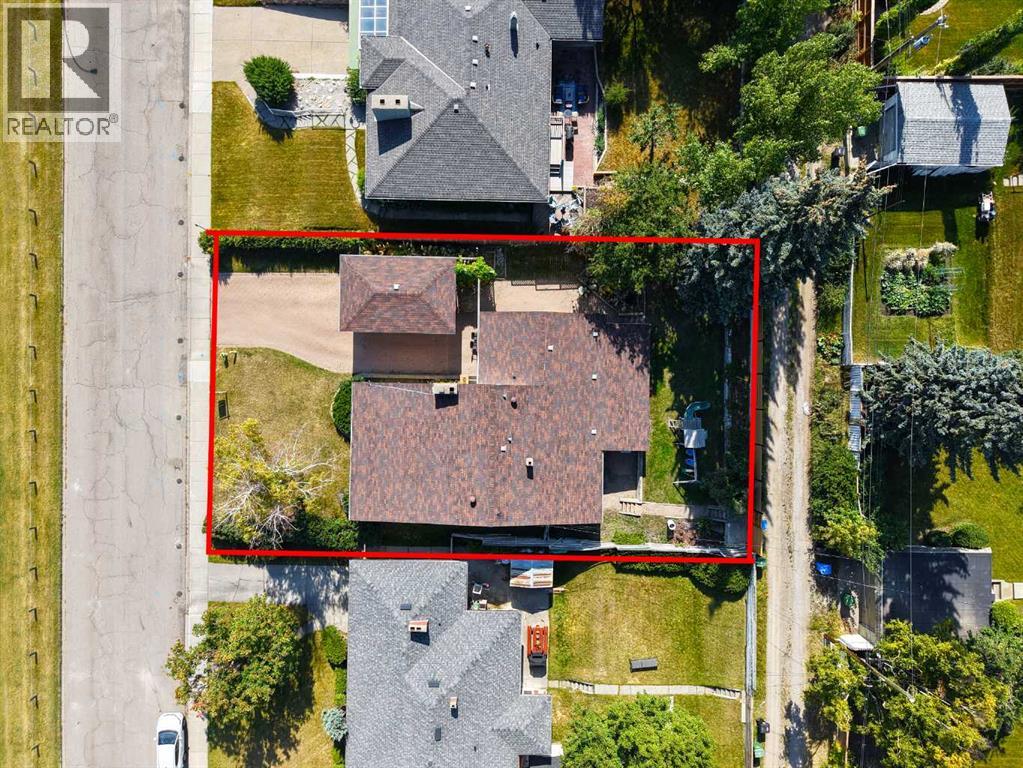 House for Sale in 1721 22 Street SW|Calgary, Alberta T3C1H4 3