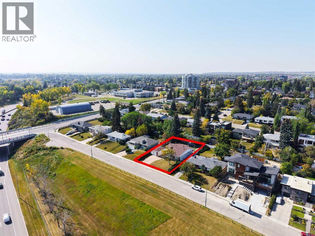 House for Sale in 1721 22 Street SW|Calgary, Alberta T3C1H4 2