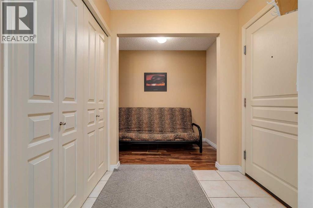 Apartment for Sale in 433, 22 Richard Place SW|Calgary, Alberta T3E7N6 4